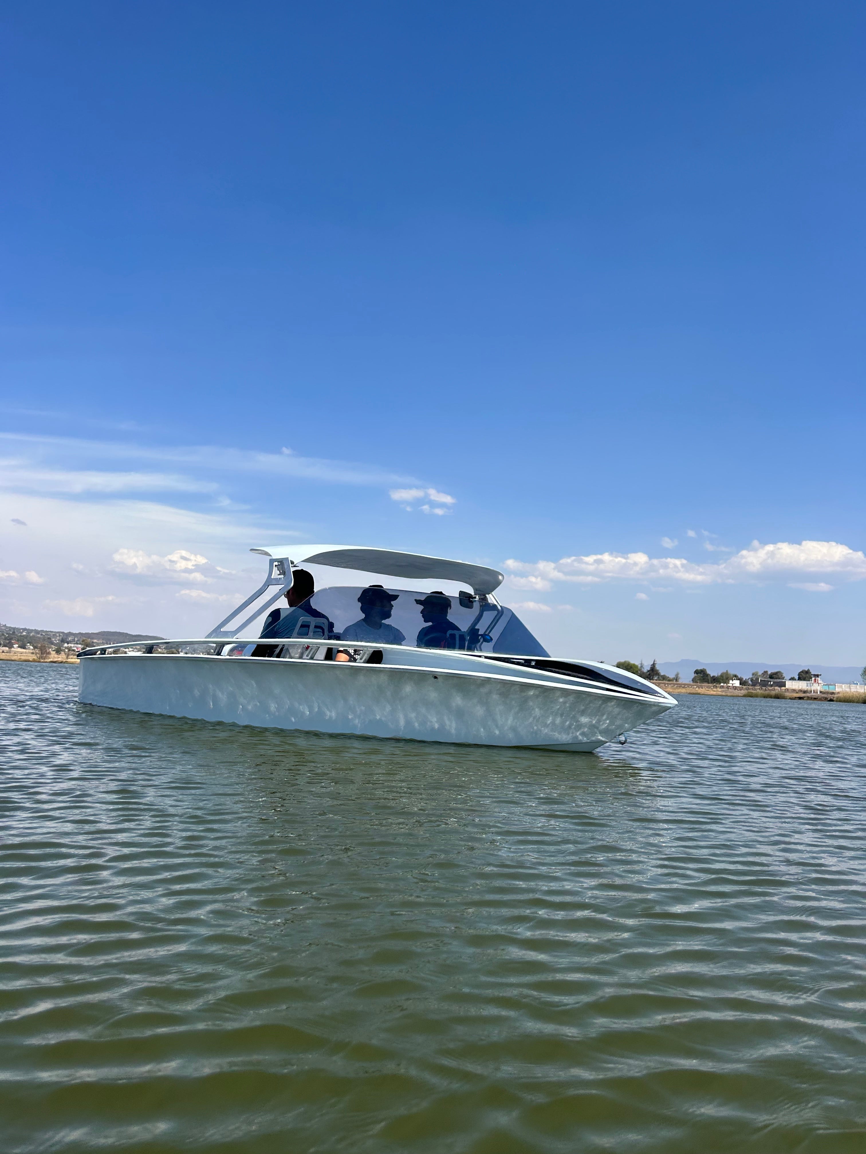 pista by alahua boats