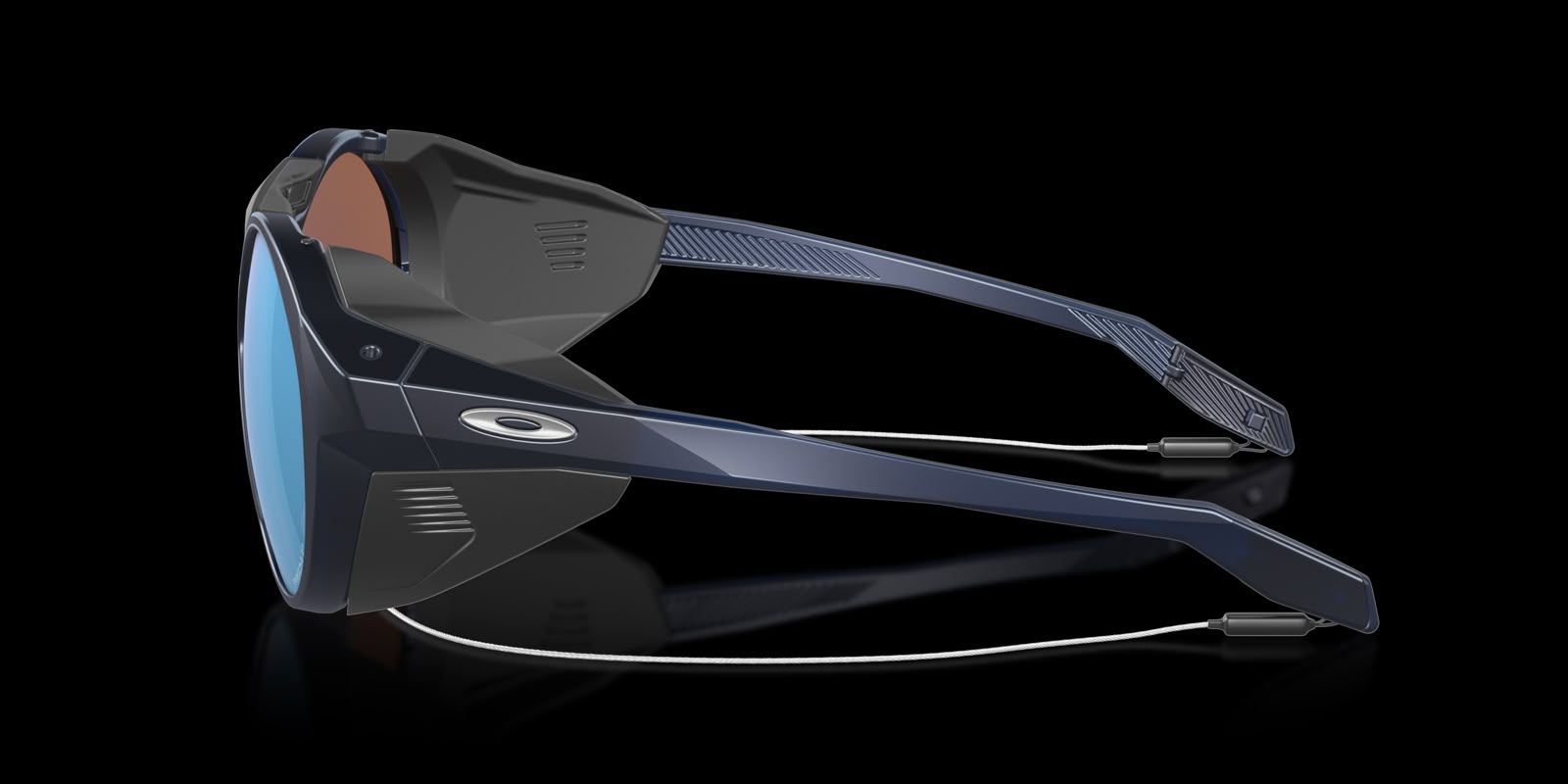 Lentes Oakley Clifden