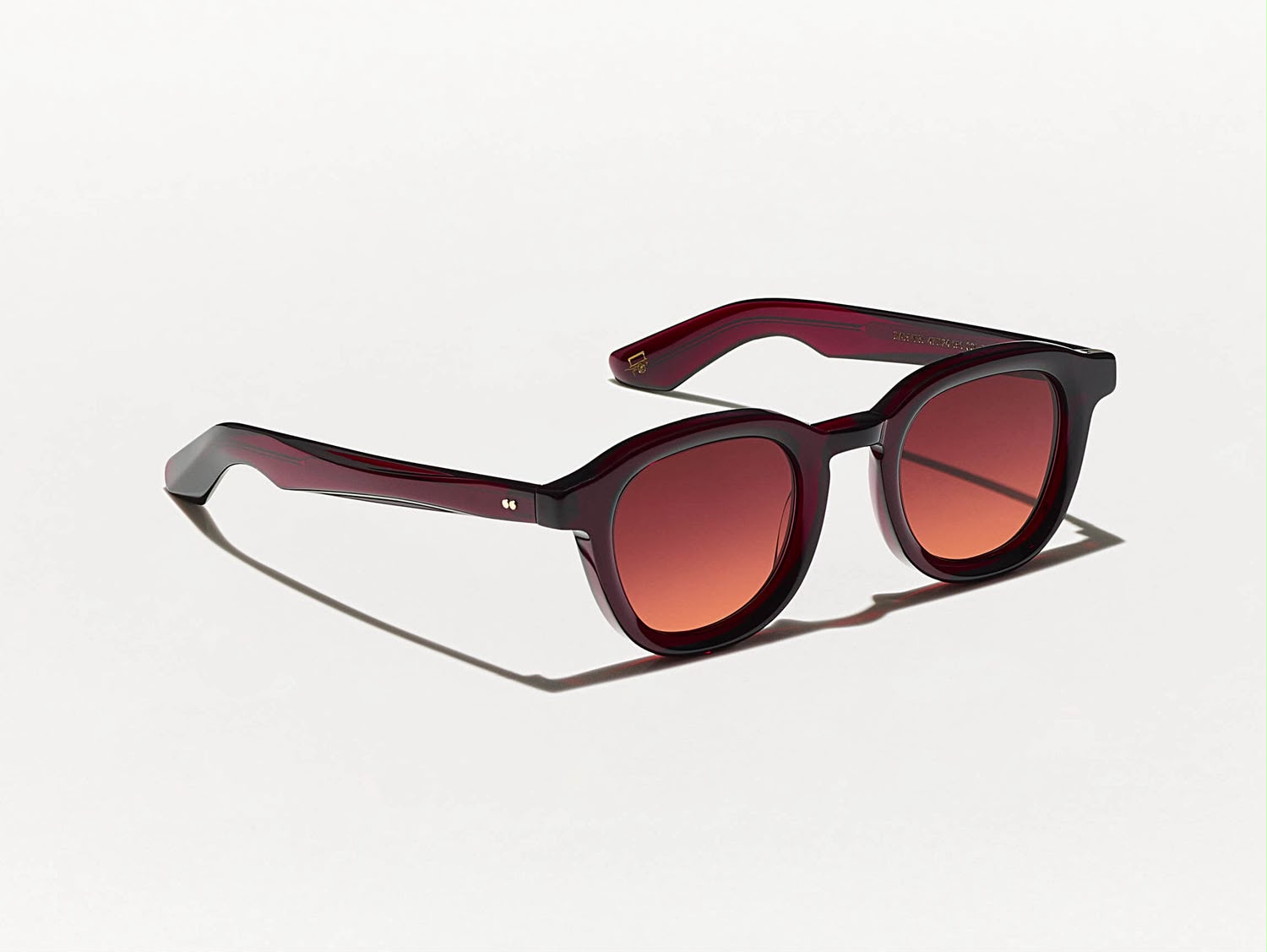 Lentes Moscot Dahven, color burgundy.