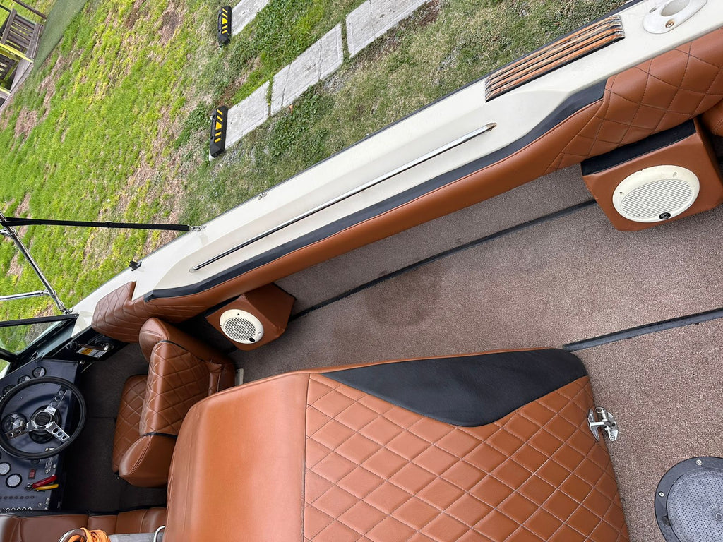 1984 Ski Nautique 2001